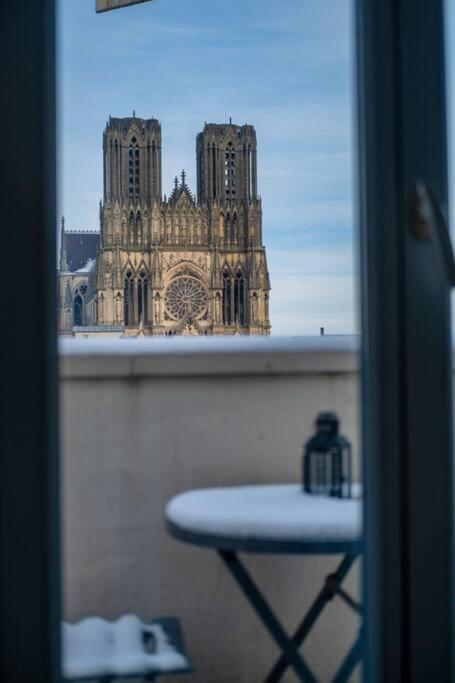 Le Clovis - Cathedrale Leilighet Reims Eksteriør bilde